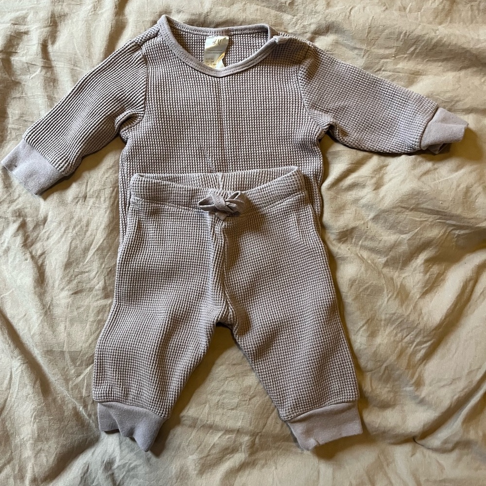 Baby 2 piece lounge set 0-3 months lavender